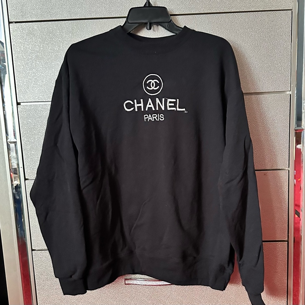 Black Embroidered Sweatshirt
